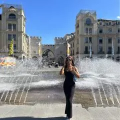 Bella photo on Jungo Live