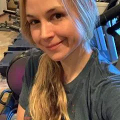 Angelina photo on Jungo Live