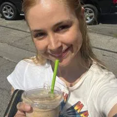 Angelina photo on Jungo Live