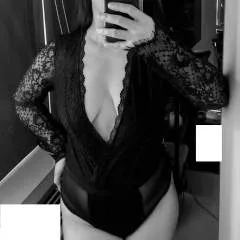 Caucasians_only photo on Jungo Live