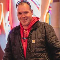 Travelerpitts photo on Jungo Live