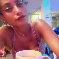 Veronica photo on Jungo Live