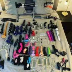 Kattyfemdom photo on Jungo Live