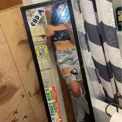 Girly photo on Jungo Live