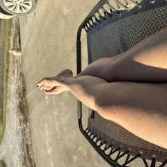 Greta Plays photo on Jungo Live