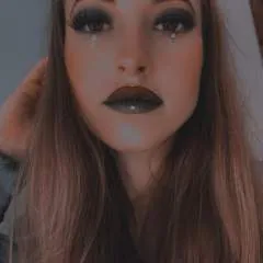 Find-goddesschloe photo on Jungo Live