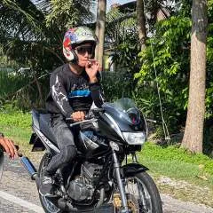 Adams photo on Jungo Live