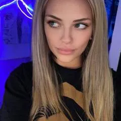 Goddesskim27 photo on Jungo Live