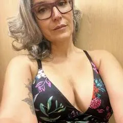 Discreetmistressjane photo on Jungo Live