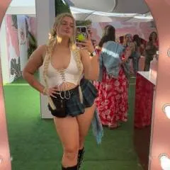 Kacie photo on Jungo Live