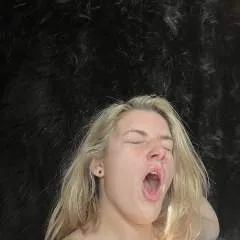 Kacie photo on Jungo Live