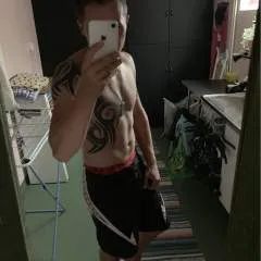 Bluesideup photo on Jungo Live