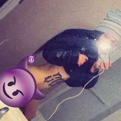 Karmababyxoxo photo on Jungo Live