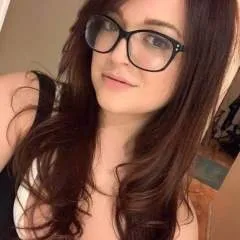 Tessa photo on Jungo Live