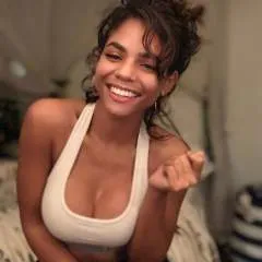 Halleanal photo on Jungo Live