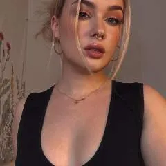 Mistress Debby photo on Jungo Live