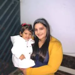 Momma Helping photo on Jungo Live