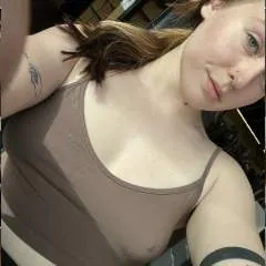 Mistresslaniehall........ photo on Jungo Live