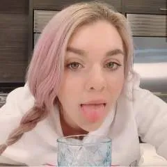 Gabbie photo on Jungo Live