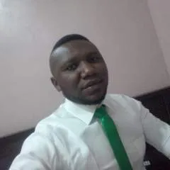 Tom........ photo on Jungo Live