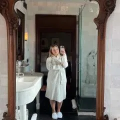 Olivia photo on Jungo Live