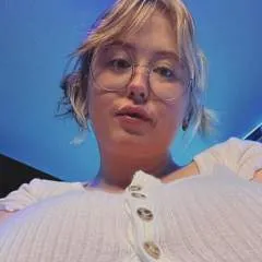 Ariella photo on Jungo Live