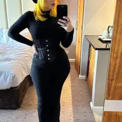 Miss Erika Vanessa photo on Jungo Live