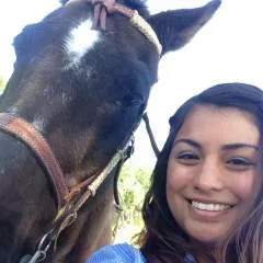 Houtx_stephanie photo on Jungo Live