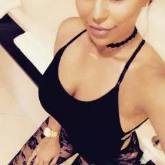 Jane Molly photo on Jungo Live