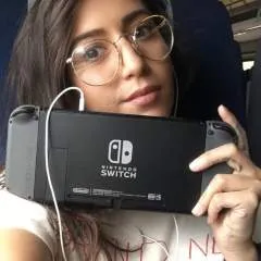 Roseline photo on Jungo Live