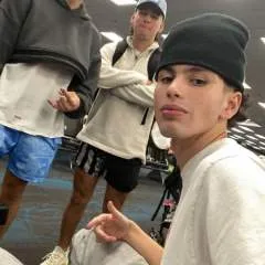 Tylertylertyler photo on Jungo Live