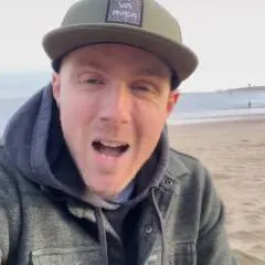 Gavin Mcclure photo on Jungo Live