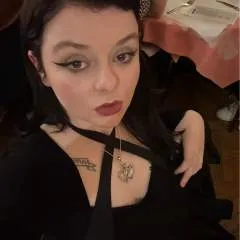 Godess Denises photo on Jungo Live