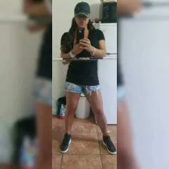 Anne........ photo on Jungo Live