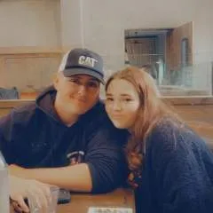 Mel And Jon photo on Jungo Live