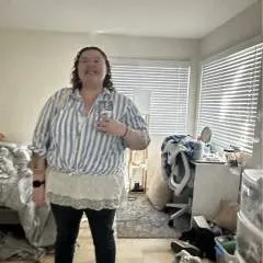 Tay.... photo on Jungo Live