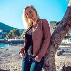 Jenny photo on Jungo Live