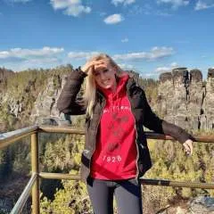 Jenny photo on Jungo Live