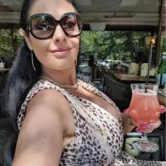 Jennifer photo on Jungo Live