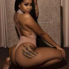 Pauline photo on Jungo Live