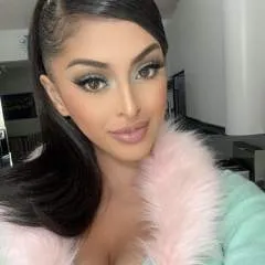 Stella photo on Jungo Live