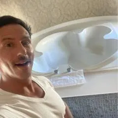 Domalphadaddy photo on Jungo Live