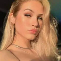 Charlottemiller photo on Jungo Live