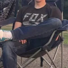 Ashleyandbrad photo on Jungo Live