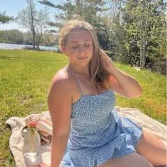 Sharon photo on Jungo Live