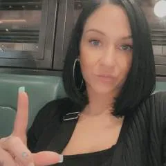 Goddess Ashley photo on Jungo Live