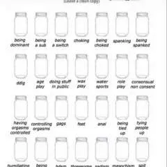 Yourlesbiandom photo on Jungo Live