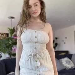 Annette photo on Jungo Live