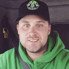 Favour James photo on Jungo Live