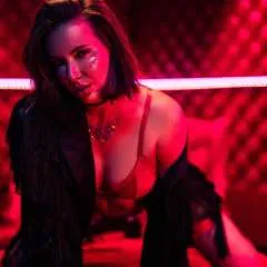 M.ellie photo on Jungo Live